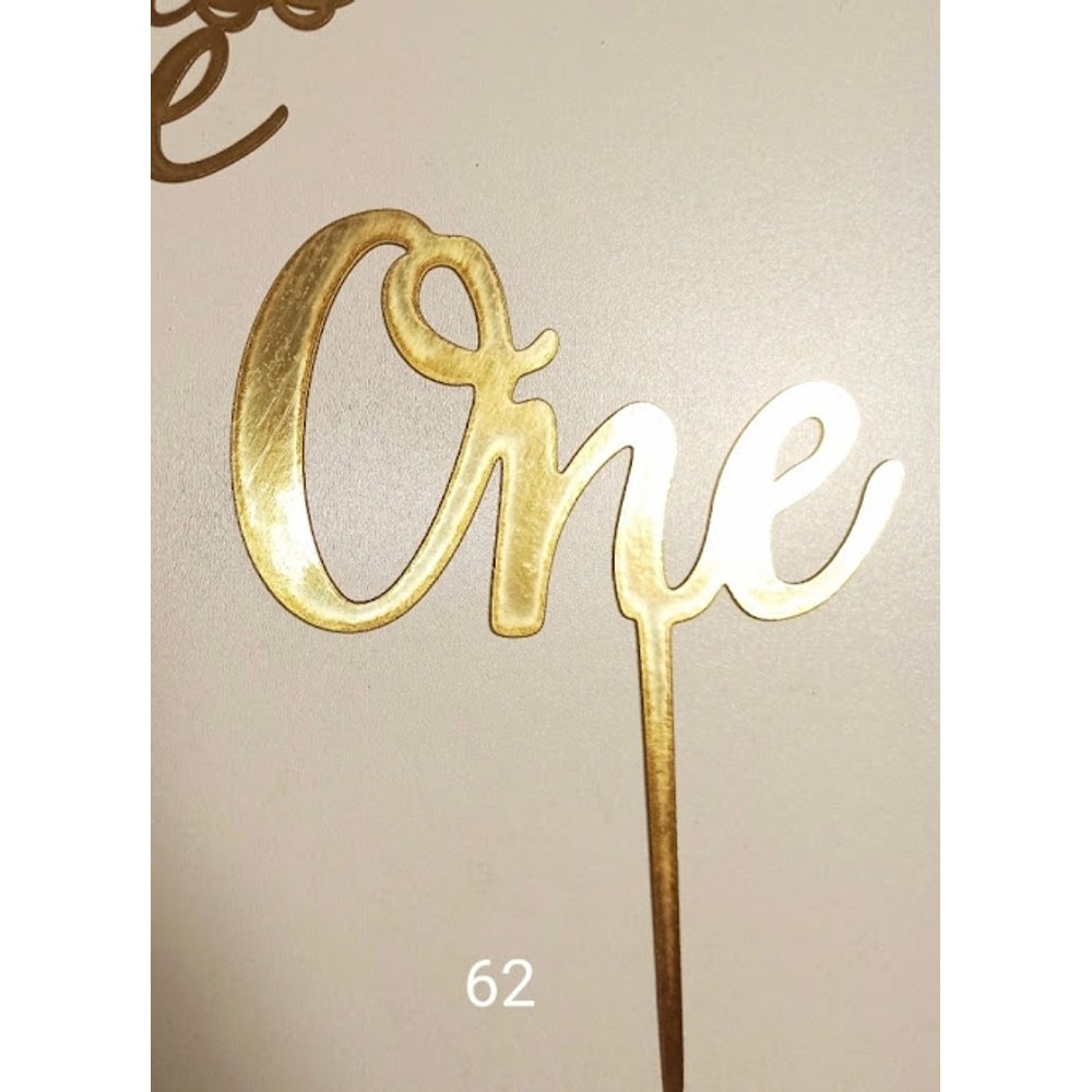 Топер для торта «One» (62)