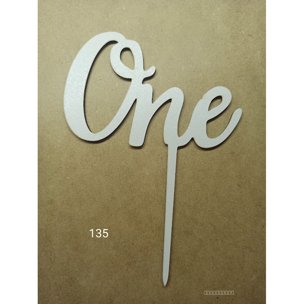 Топер для торта «One» (135)